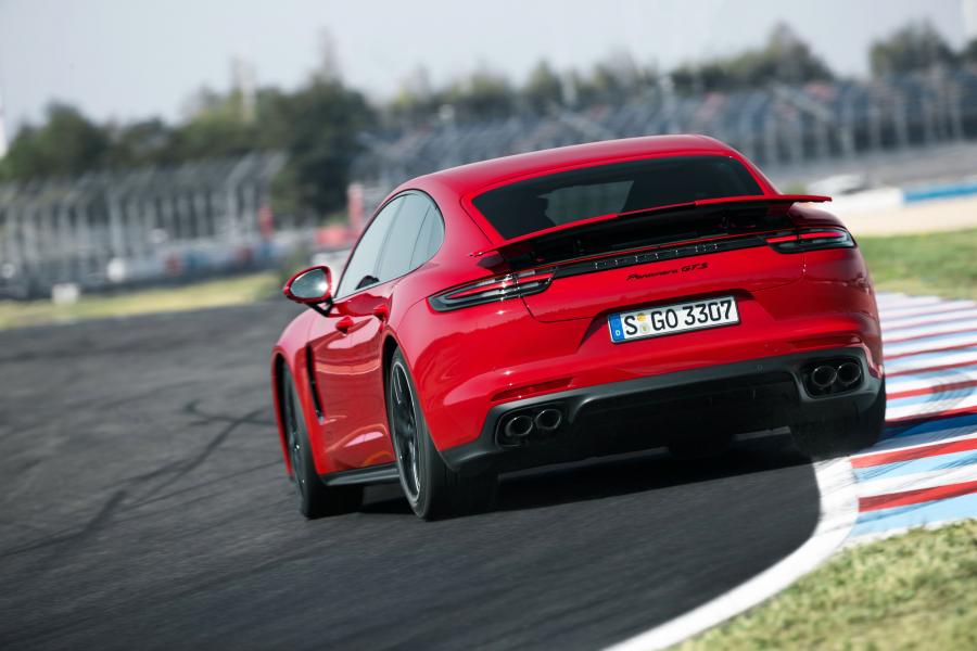  Porsche Panamera GTS (971) 2018 года  (WW) (фото 9 из 42)